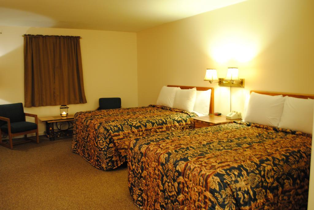 Camp Inn Lodge Oscoda Pokoj fotografie