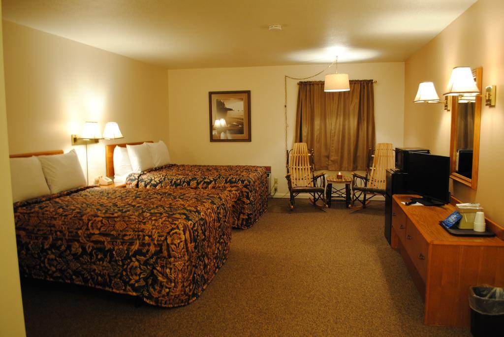 Camp Inn Lodge Oscoda Exteriér fotografie